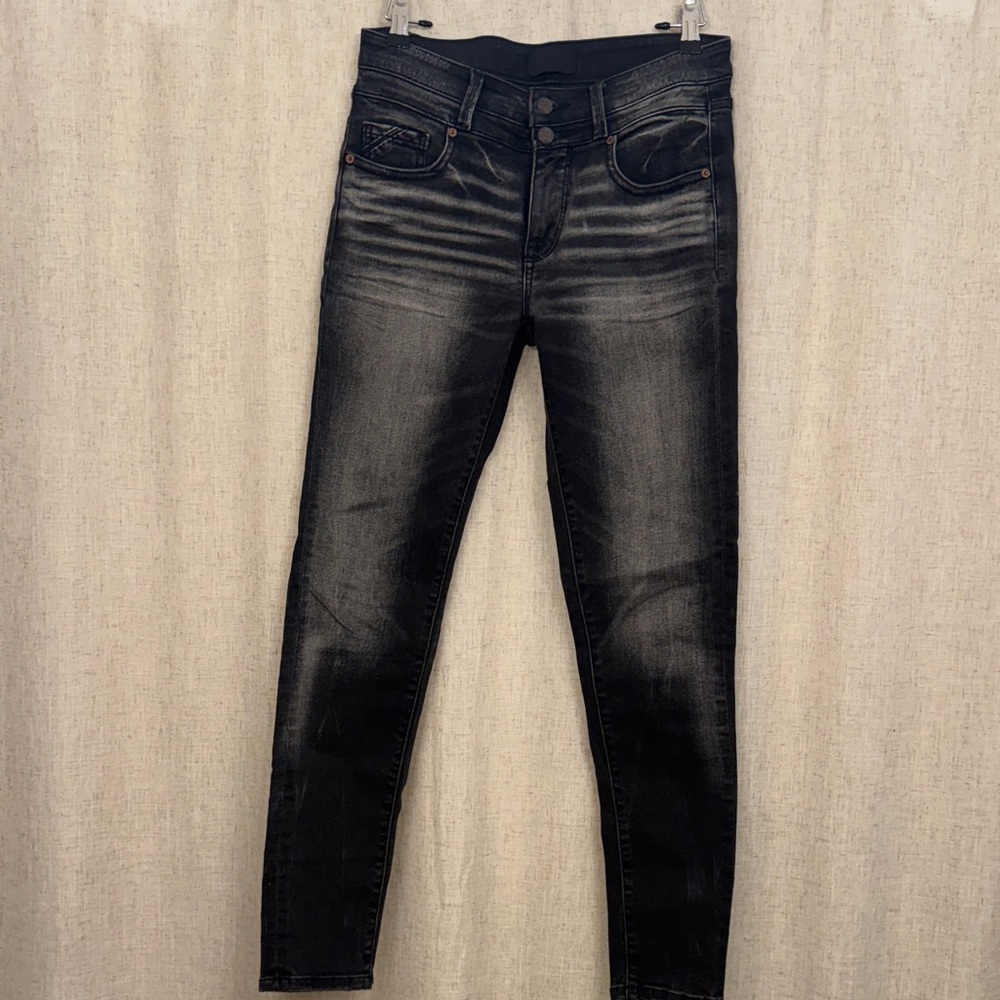 Buckle Women's Dark Wash Skinny Jeans